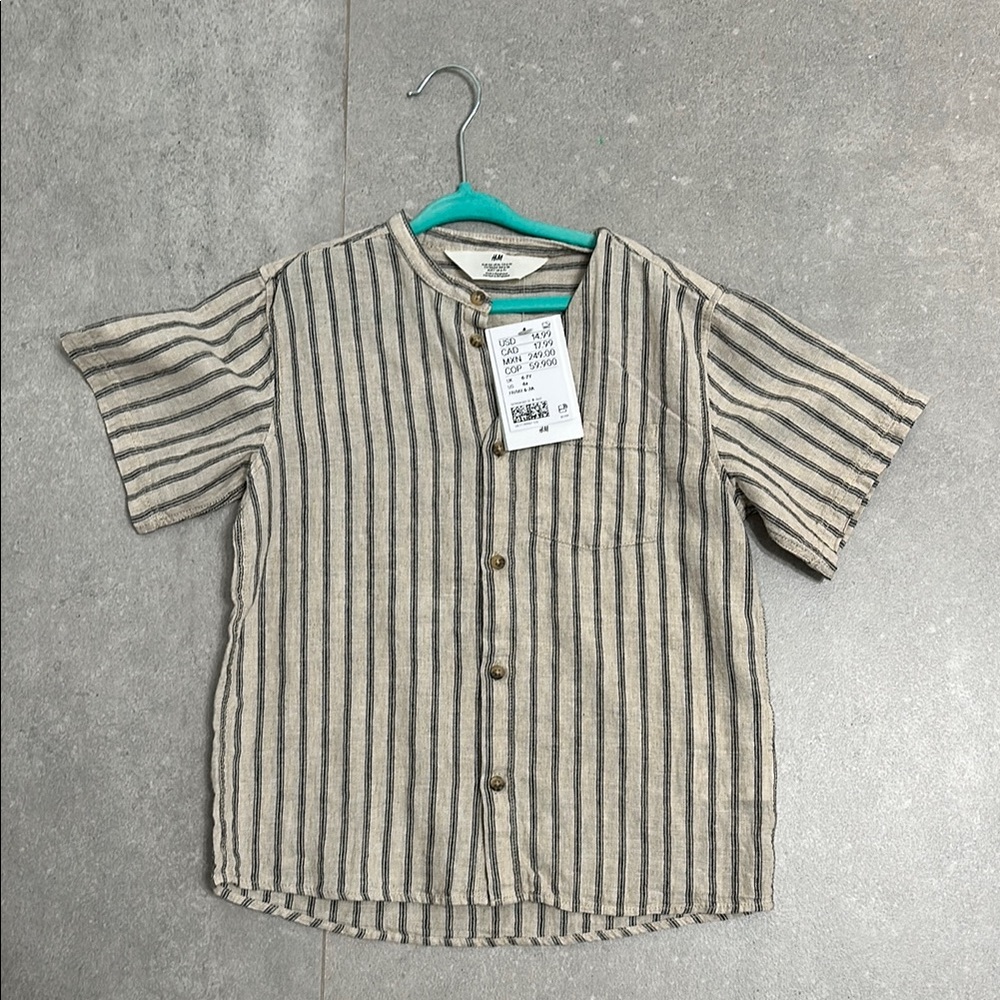 H&M Cream and Black Casual Button Down Shirt